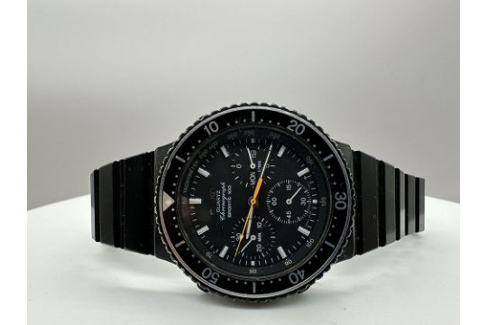 A vintage Seiko sports 100 chronograph watch 1980s, watch is in working  order but would need a se