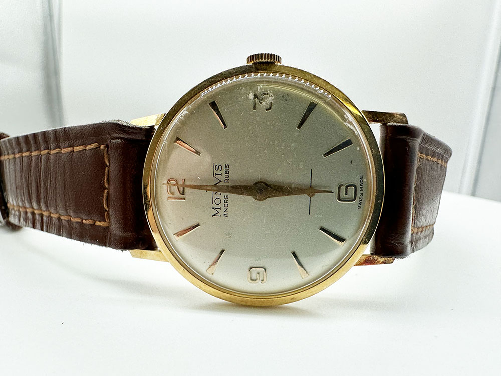 An 18ct yellow gold Monvis watch - Image 5 of 9