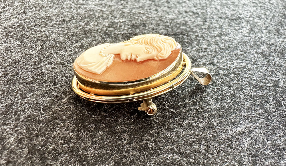 A 14ct gold cameo brooch / pendant - Image 3 of 5