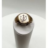 A 9ct rose gold signet ring