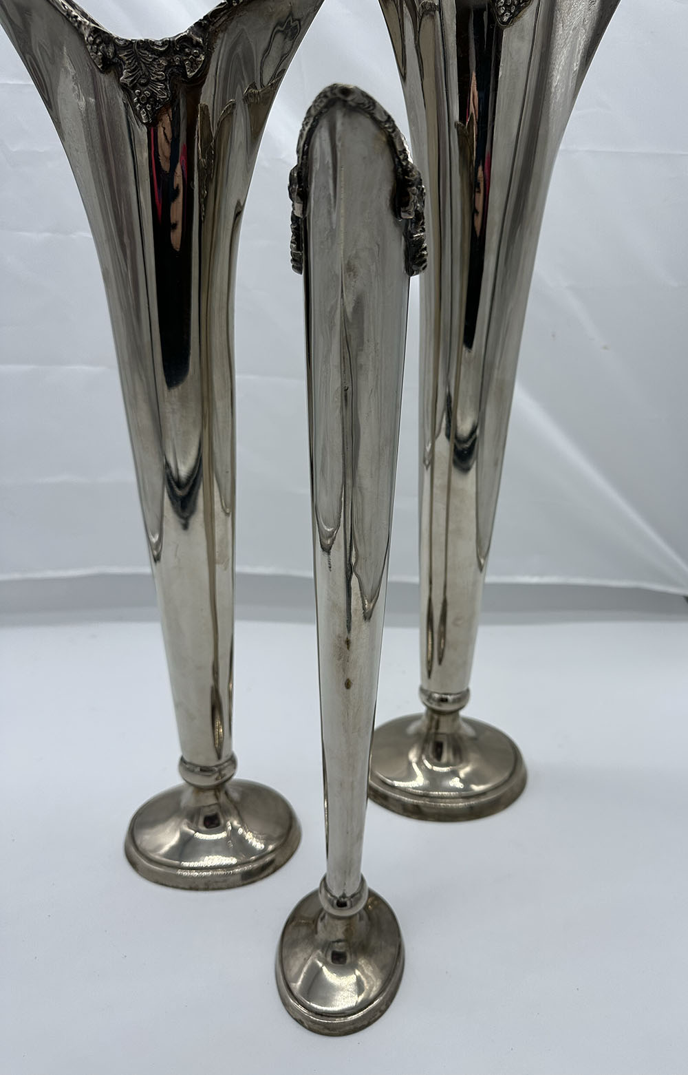 3 tier vases - Image 7 of 8