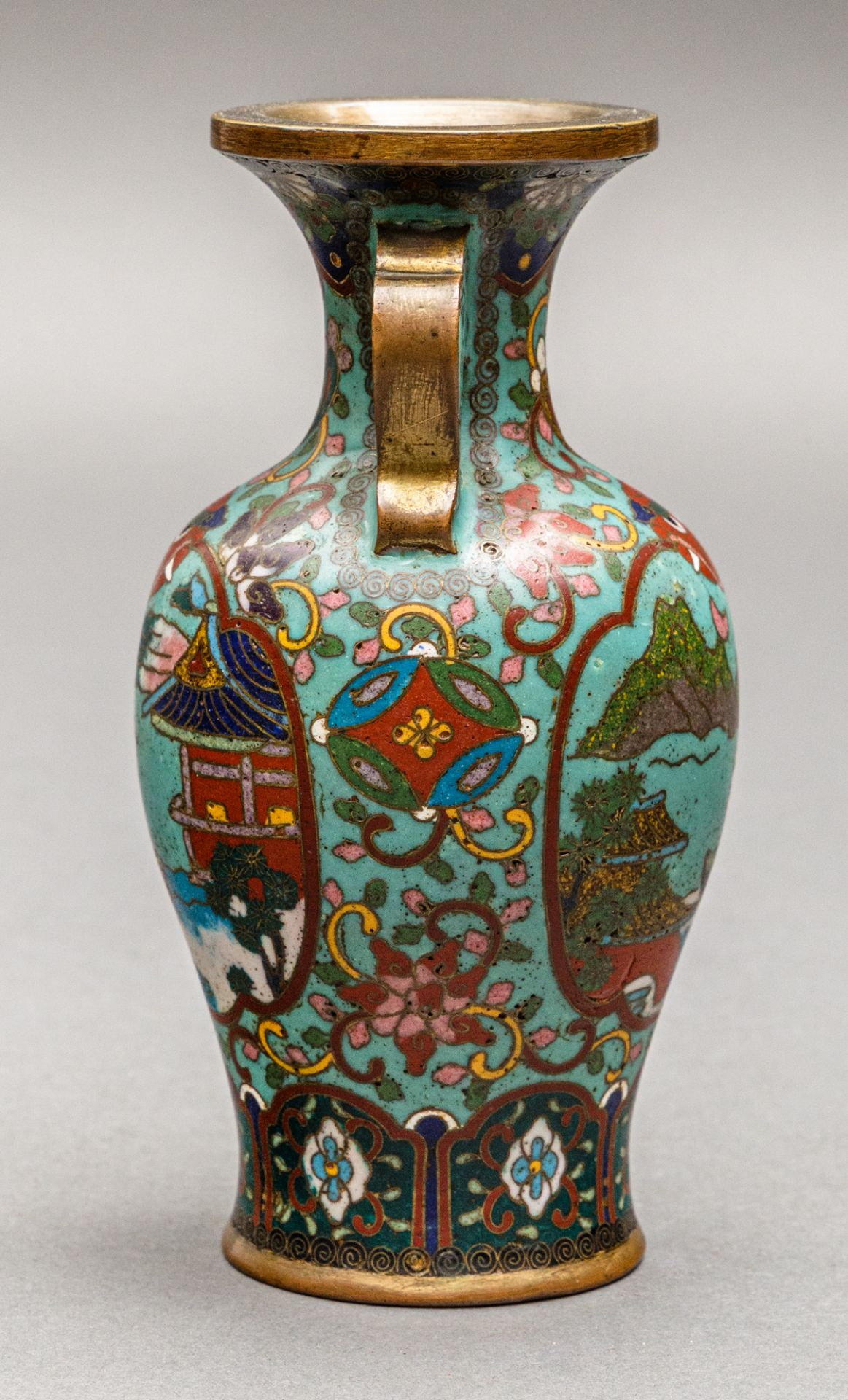 Japanische Cloisonné-Vase im chinesischen Stil, Meiji-Zeit (1868-1912) - Bild 4 aus 6