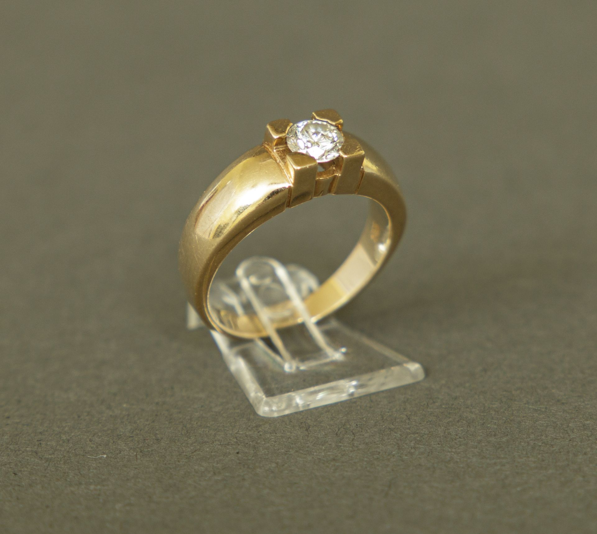 Ring mit Brillant von ca. 0,48 ct, 585er GG - Image 3 of 3