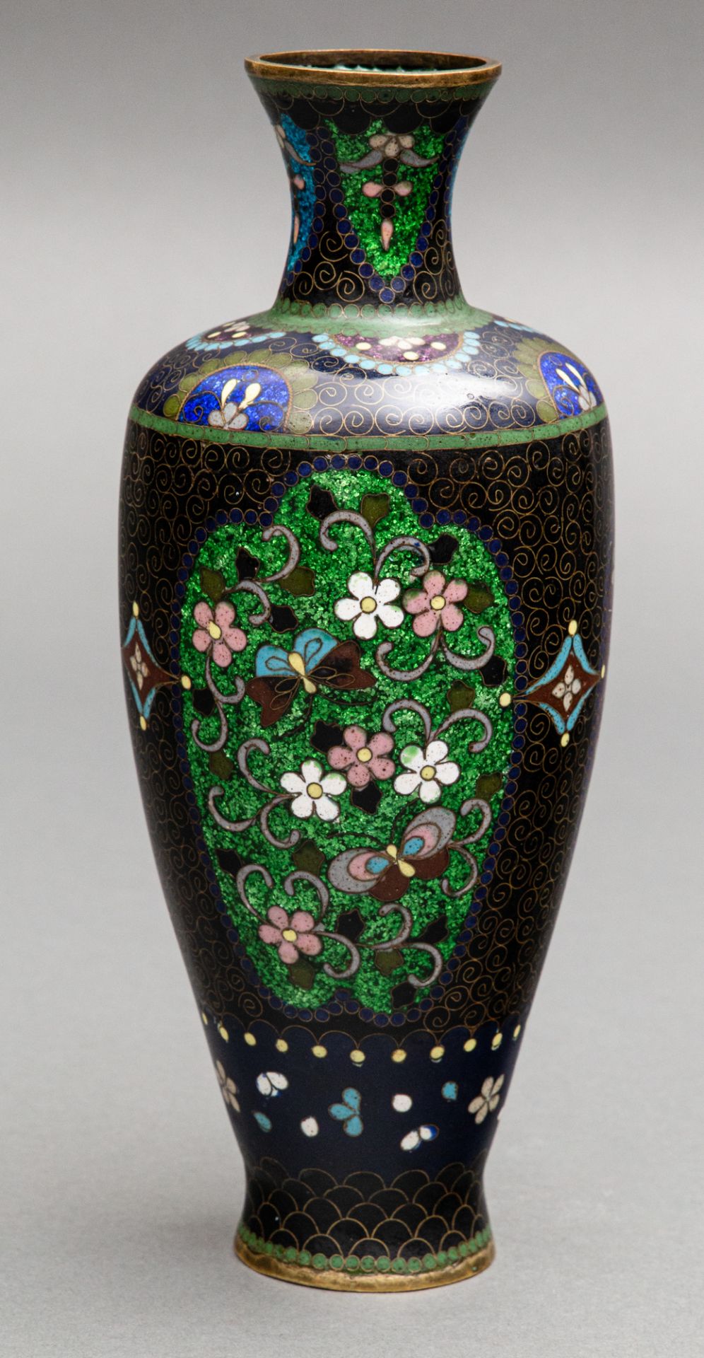 Cloisonné Vase in Goldstone-Technik, Japan, Meiji-Zeit (1868-1912) - Bild 2 aus 4