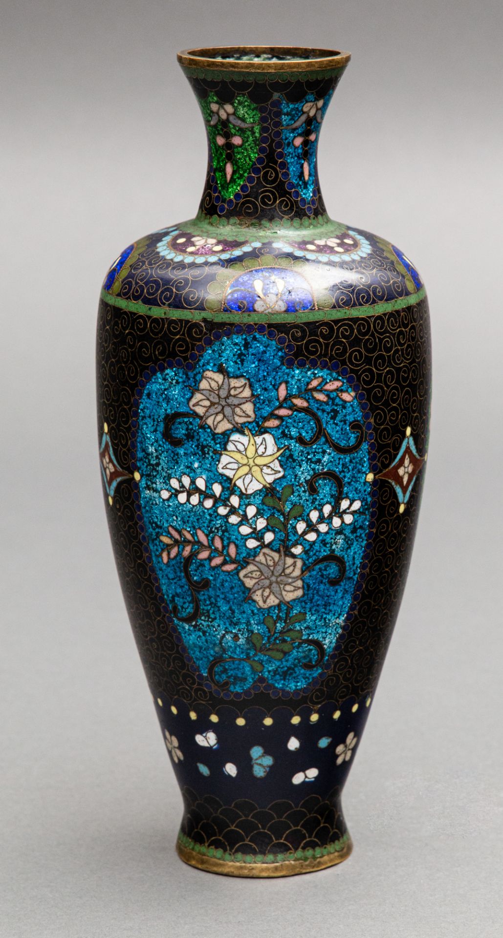 Cloisonné Vase in Goldstone-Technik, Japan, Meiji-Zeit (1868-1912)