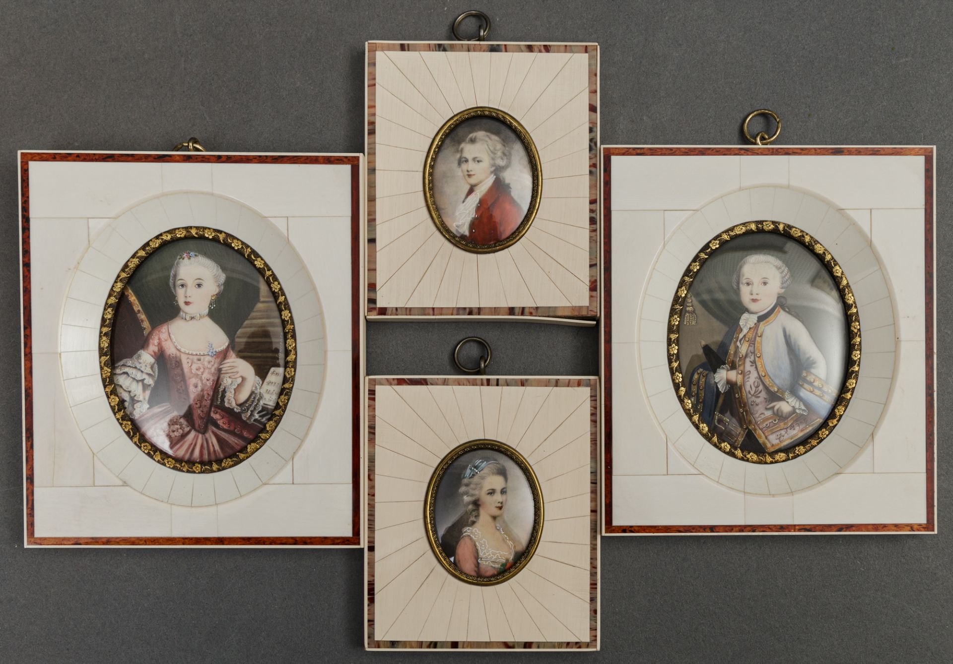 Konvolut 4 Miniaturen zum Thema 'Mozart'