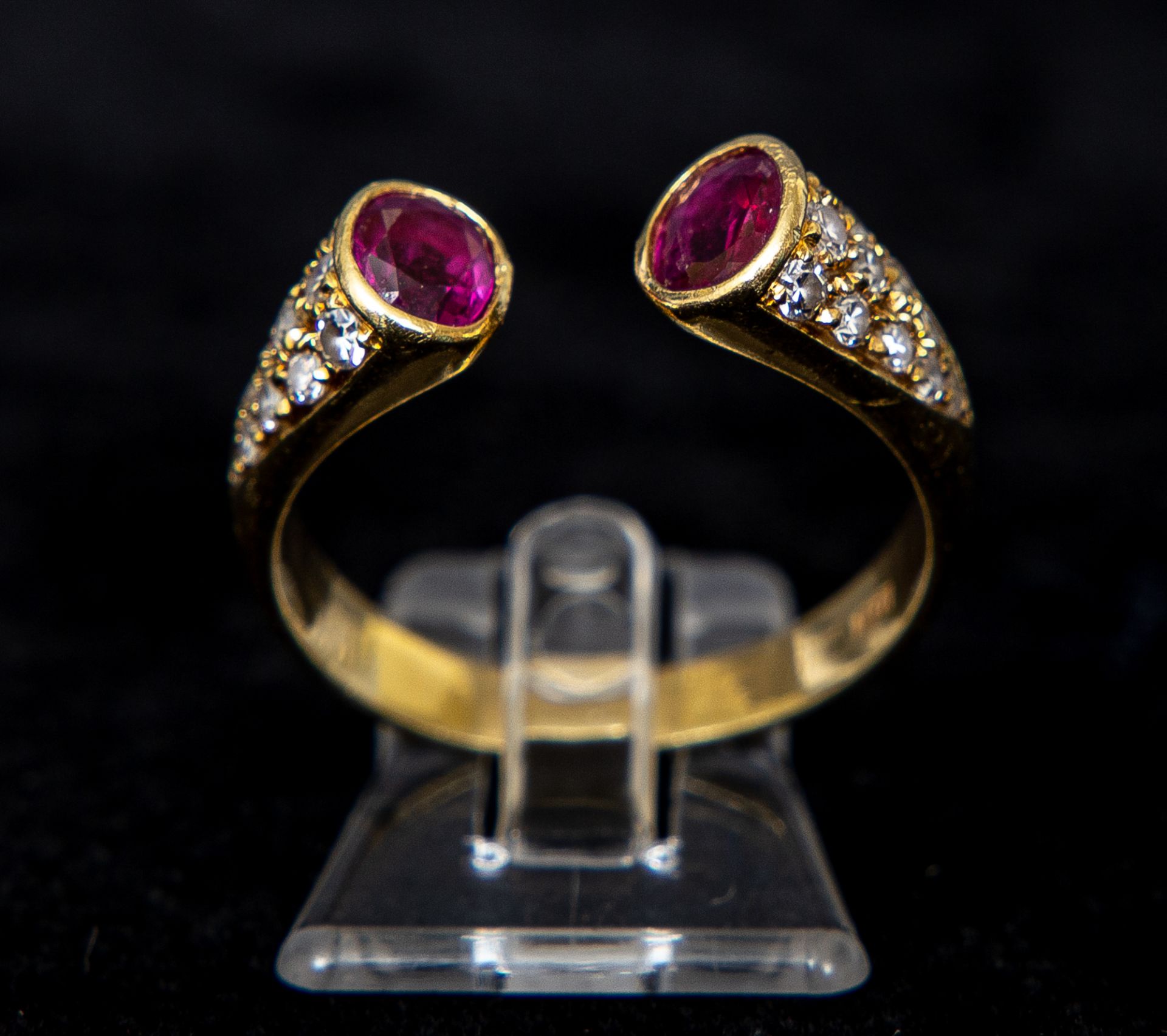 Ring mit Rubin- und Brillantbesatz, GG 750 - Bild 3 aus 3