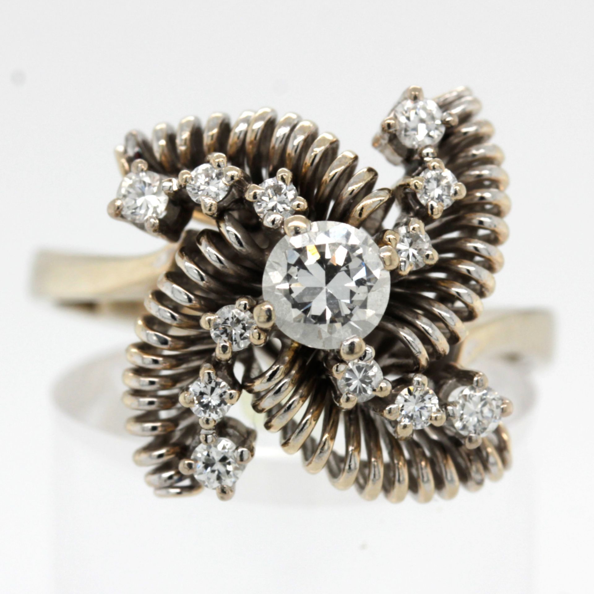 Ring mit Brillant von ca. 0,40 ct, 585er WG