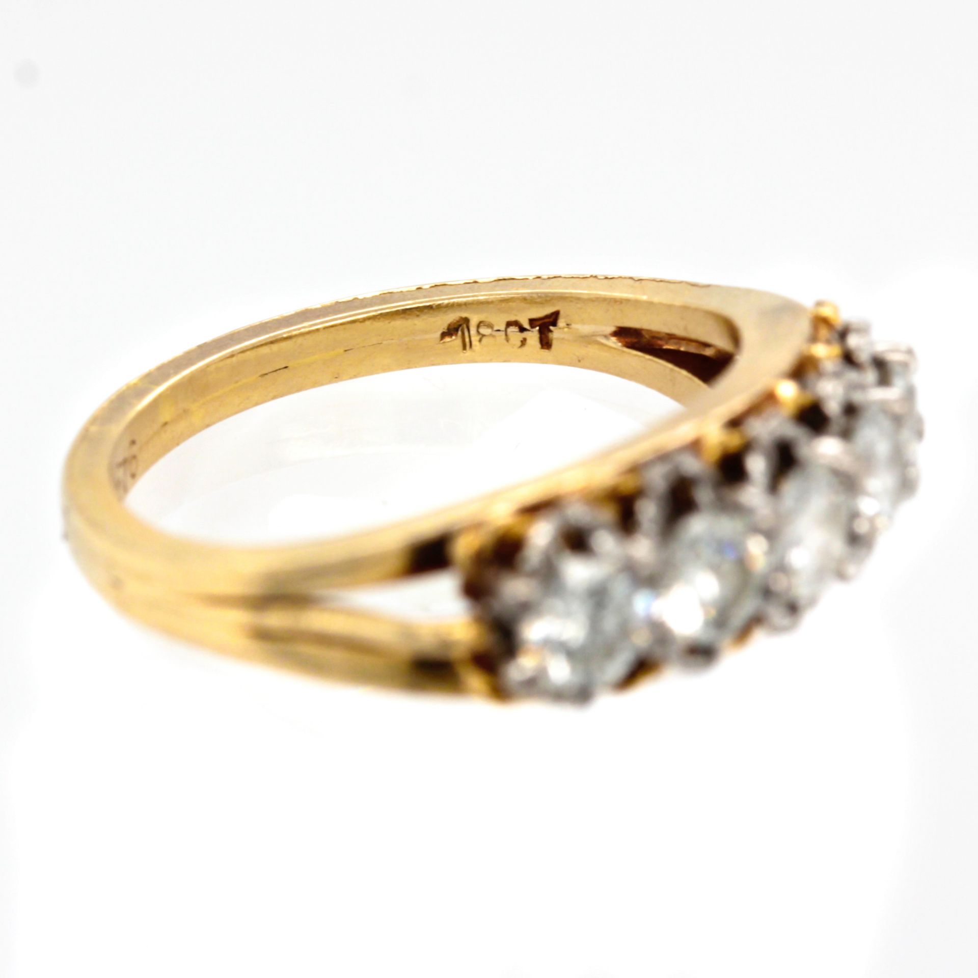 Ring mit 5 Brillanten, 750er GG - Image 5 of 5