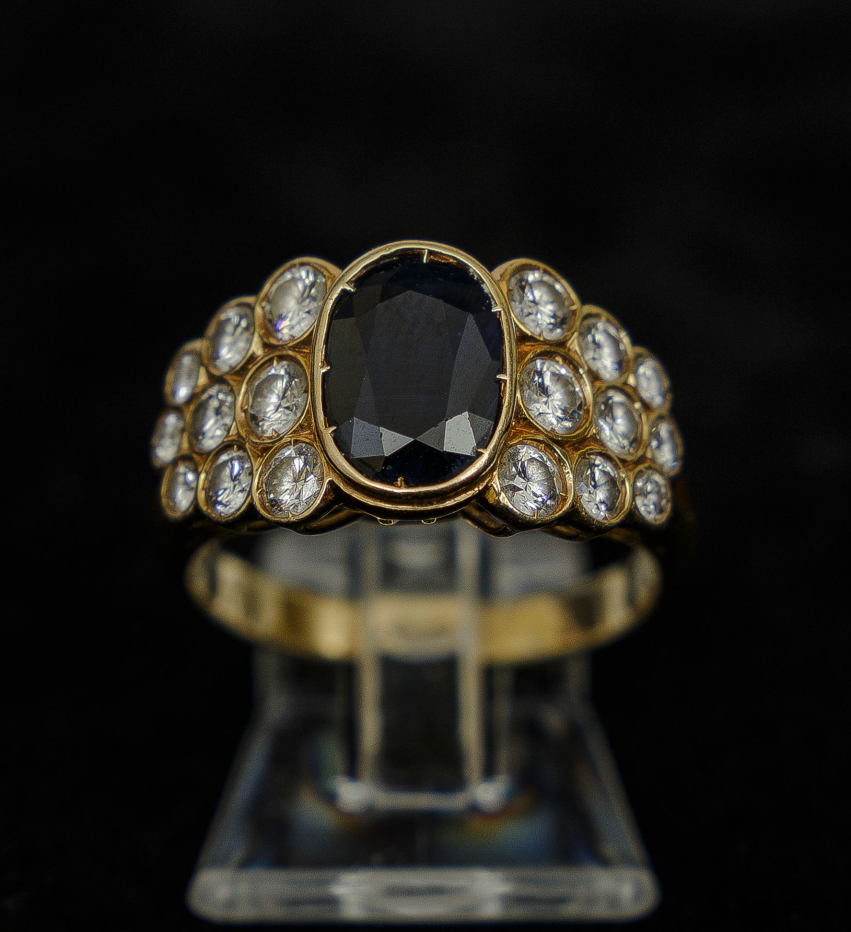 Ring mit Safir, GG 750 - Image 3 of 6