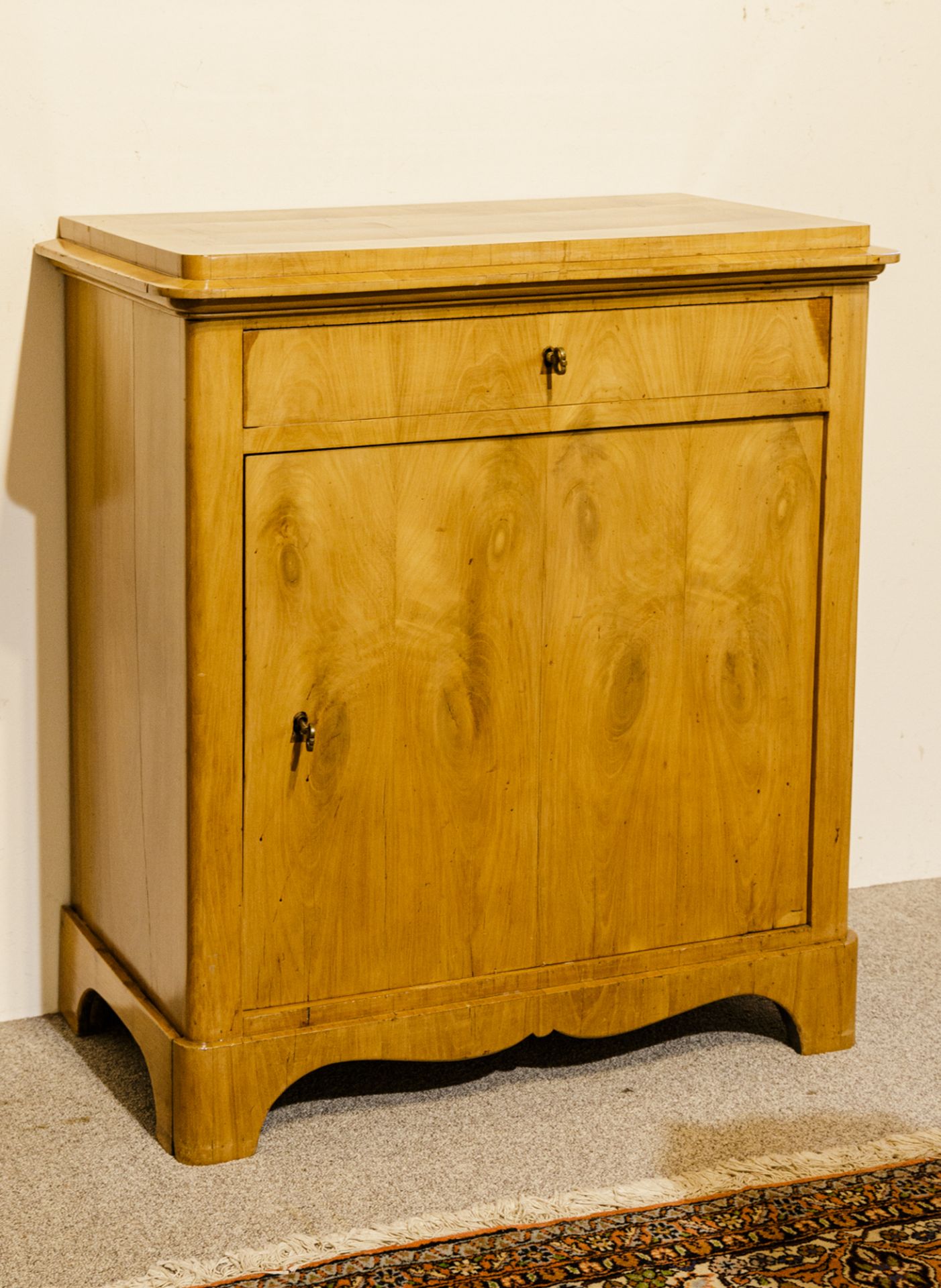 Biedermeier, Halbschrank, südwestdeutsch, wohl Mainz, um 1820-30