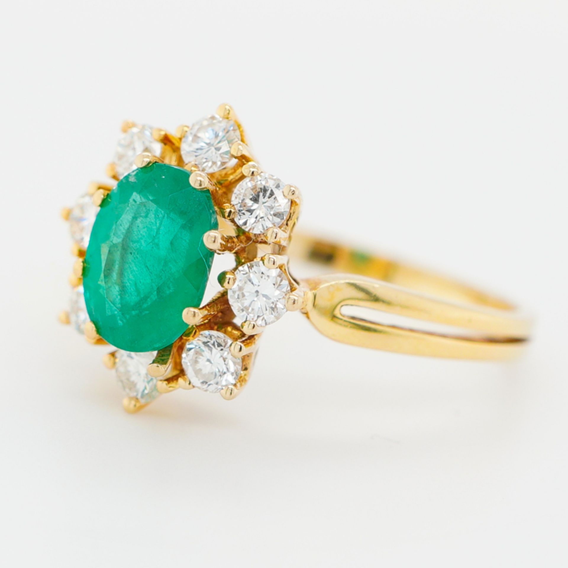 Ring mit Smaragd und Brillanten - Image 3 of 4