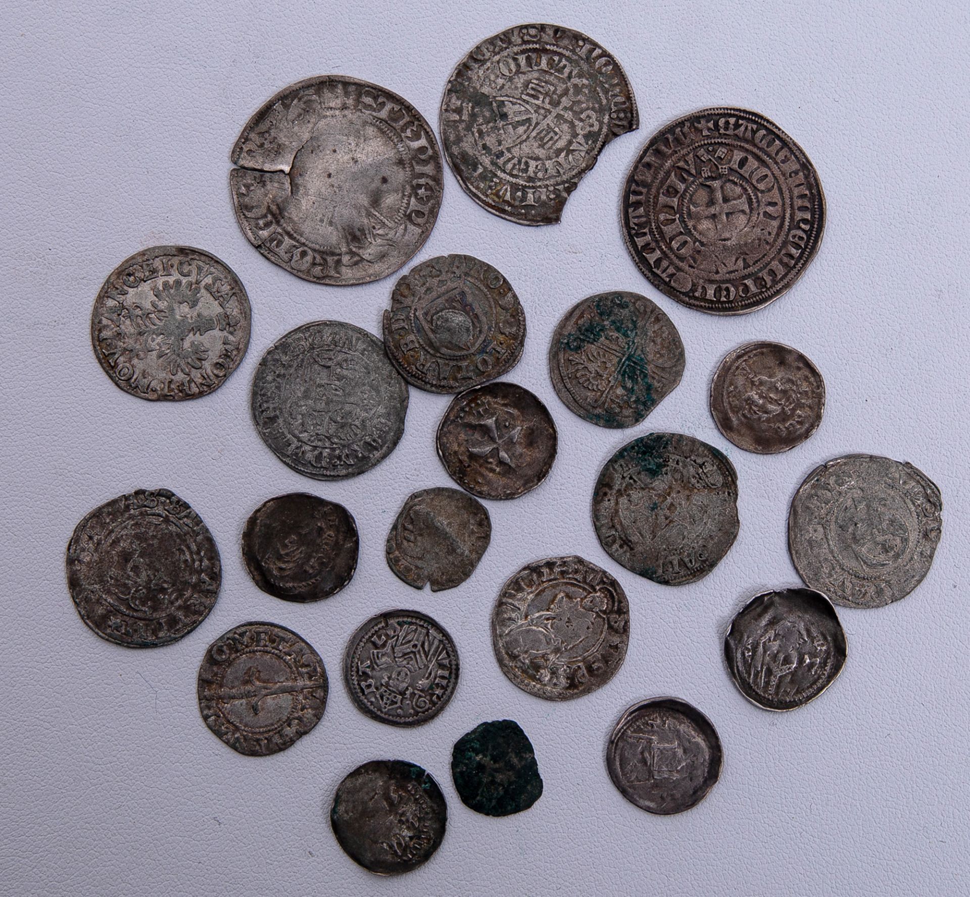 21 lothringische Silber- und Kleinmünzen, ca. 14.-18. Jh. - Image 2 of 2