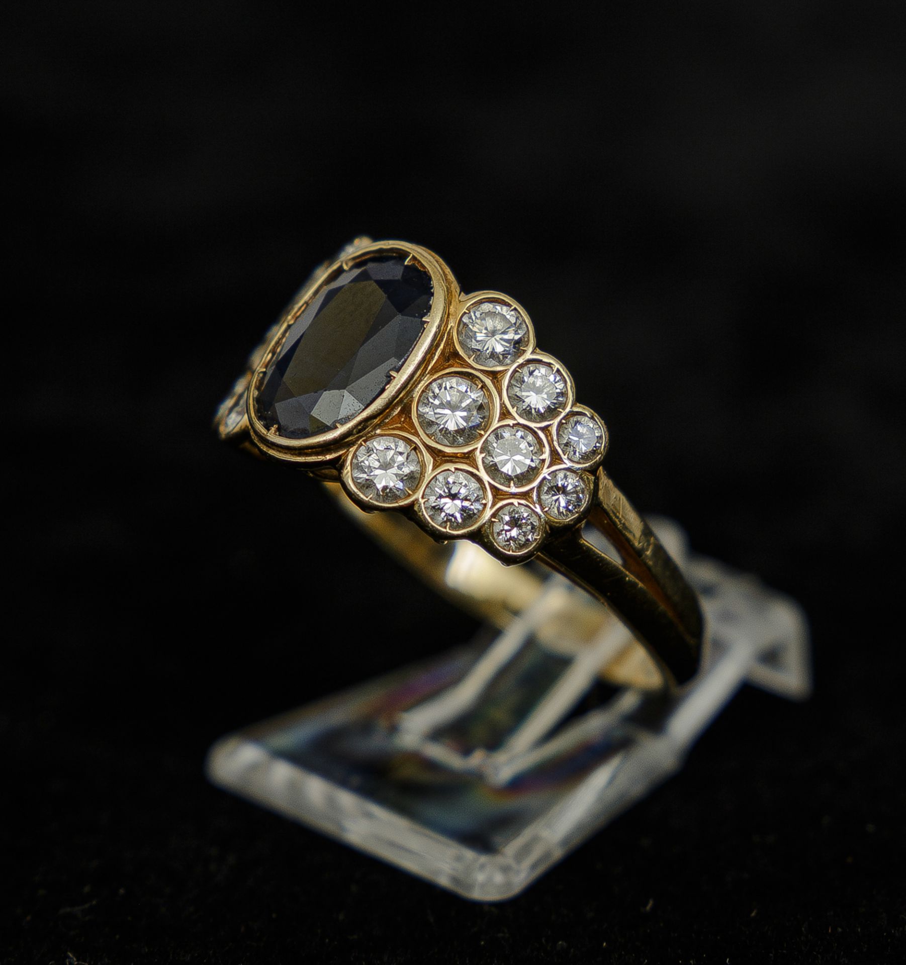 Ring mit Safir, GG 750 - Image 2 of 6