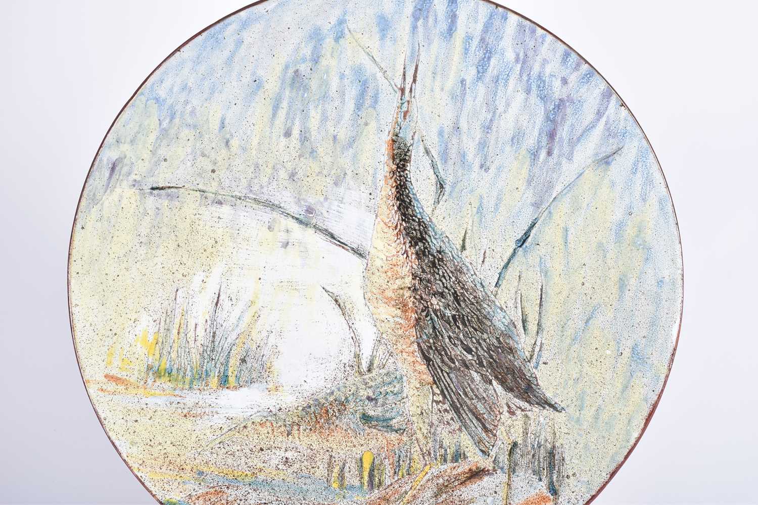 A large Chelsea Pottery terracotta charger, painted with a wading bird by reeds and a stream, - Bild 6 aus 8