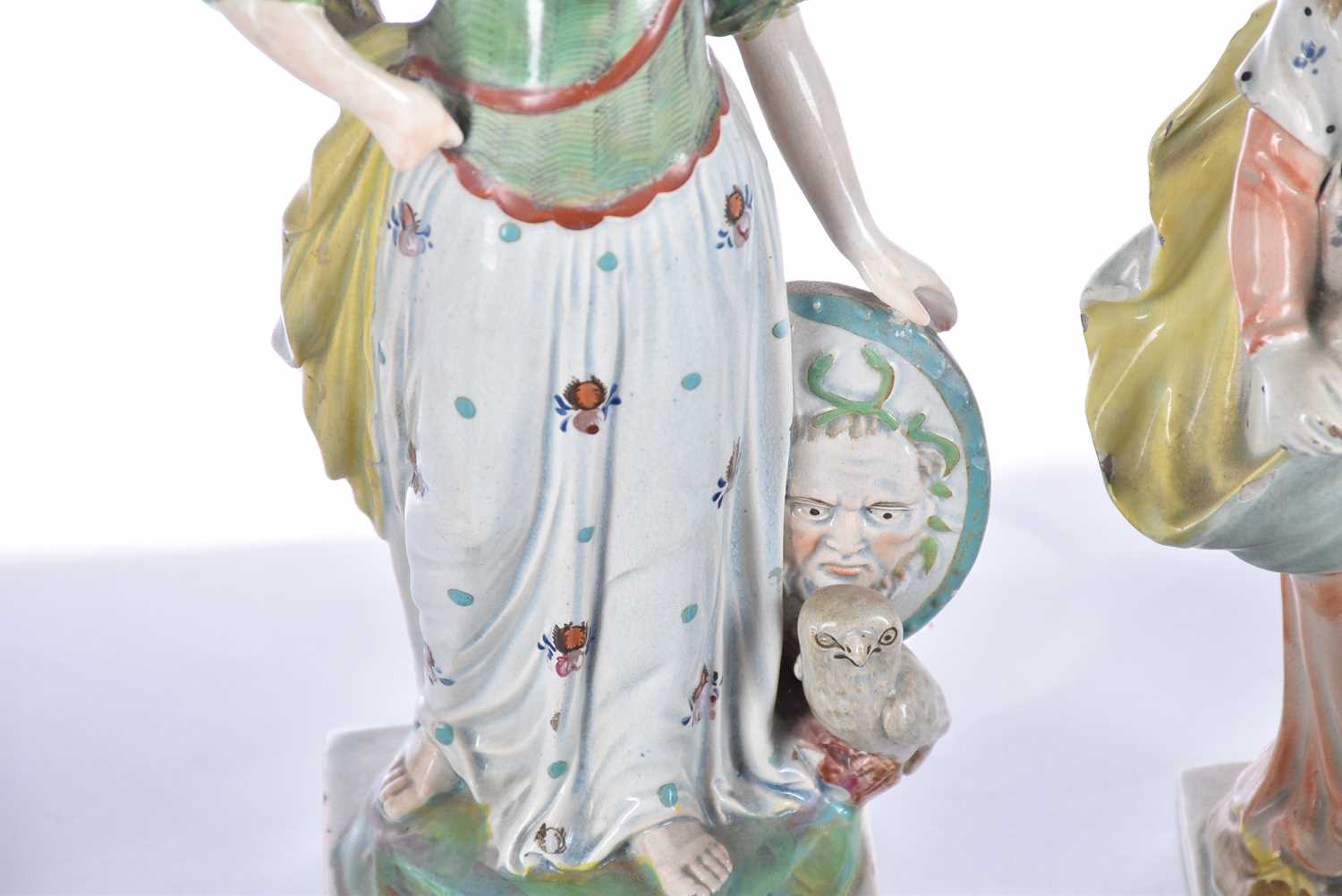 A collection of early 19th century Staffordshire pearlware figures, including an Enoch Wood figure - Bild 12 aus 31