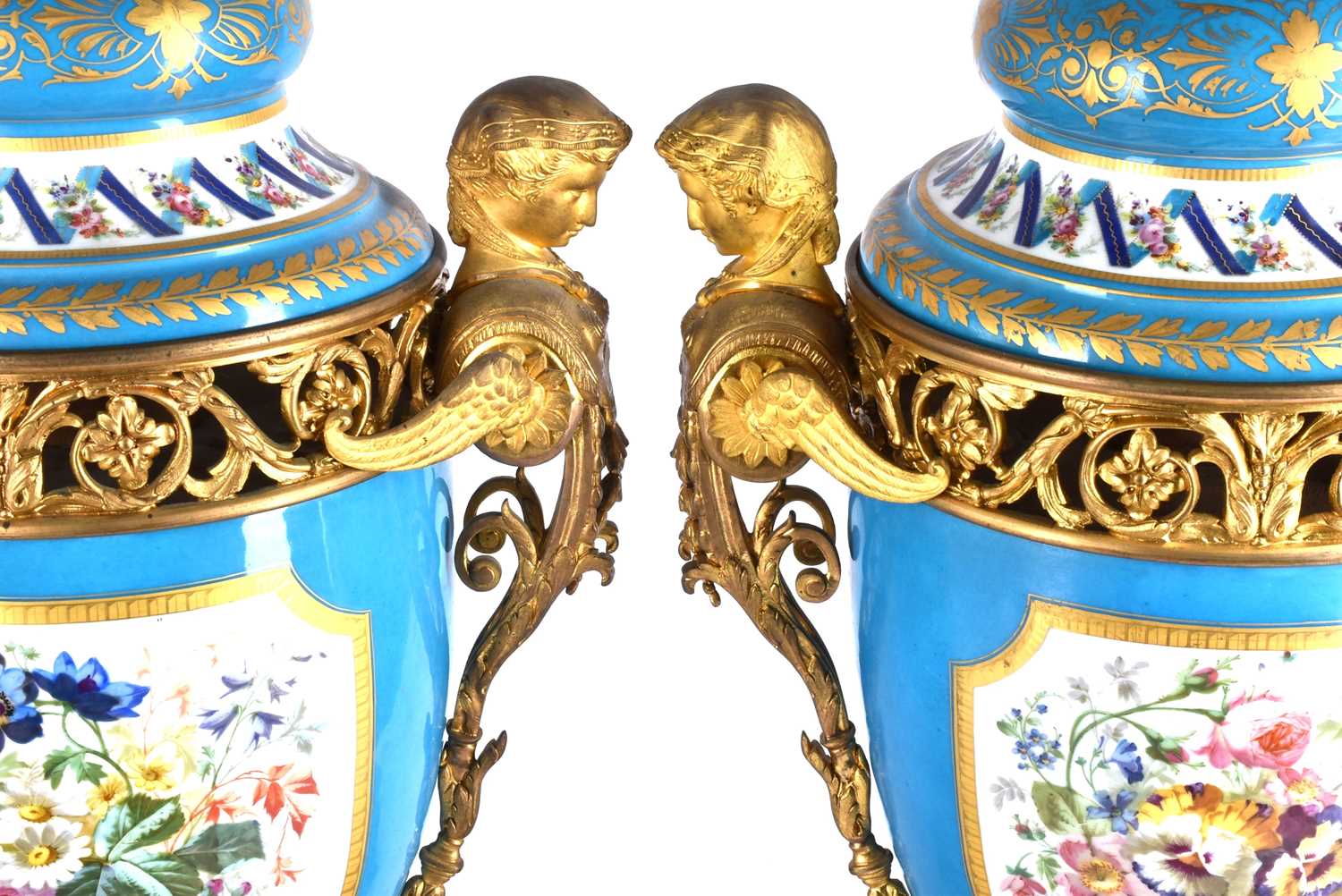 A large pair of Sevres ormolu mounted pedestal vases and covers, 19th century, the compressed bell - Bild 3 aus 9