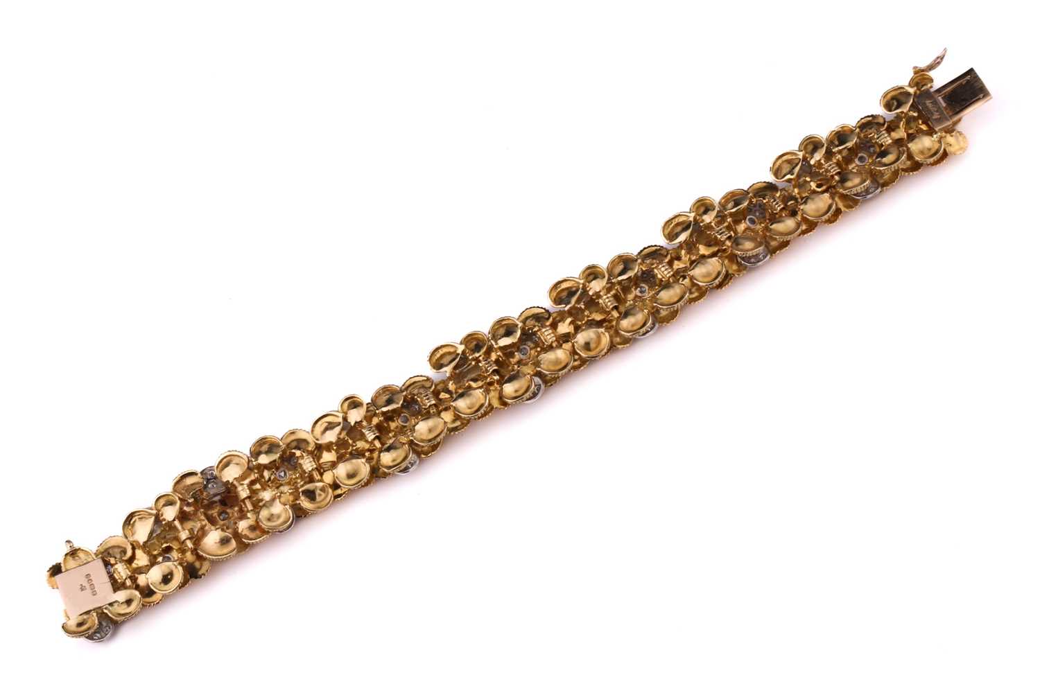 A Kutchinsky platinum and 18ct yellow gold diamond bracelet, comprises articulated links in form - Image 4 of 8