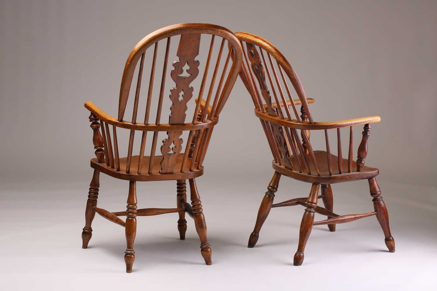 A 19th century Windsor high hoop back elm and ash armchair and one other similar, both with saddle - Image 3 of 5