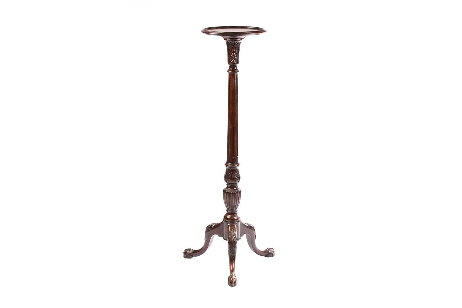 A George III style mahogany pillar torchere with dish top and tripod base, 122 cm highNo apparent - Image 3 of 3