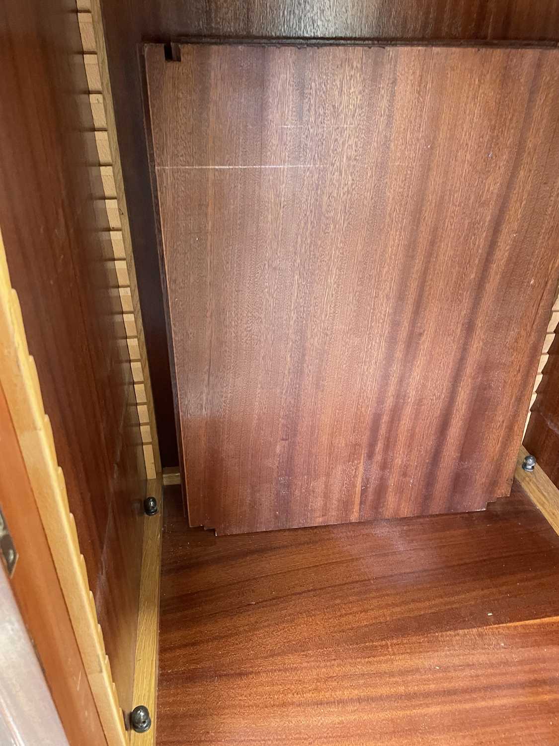 A Continental Art Deco walnut sideboard with raised marble top with central recessed cupboards - Image 18 of 26