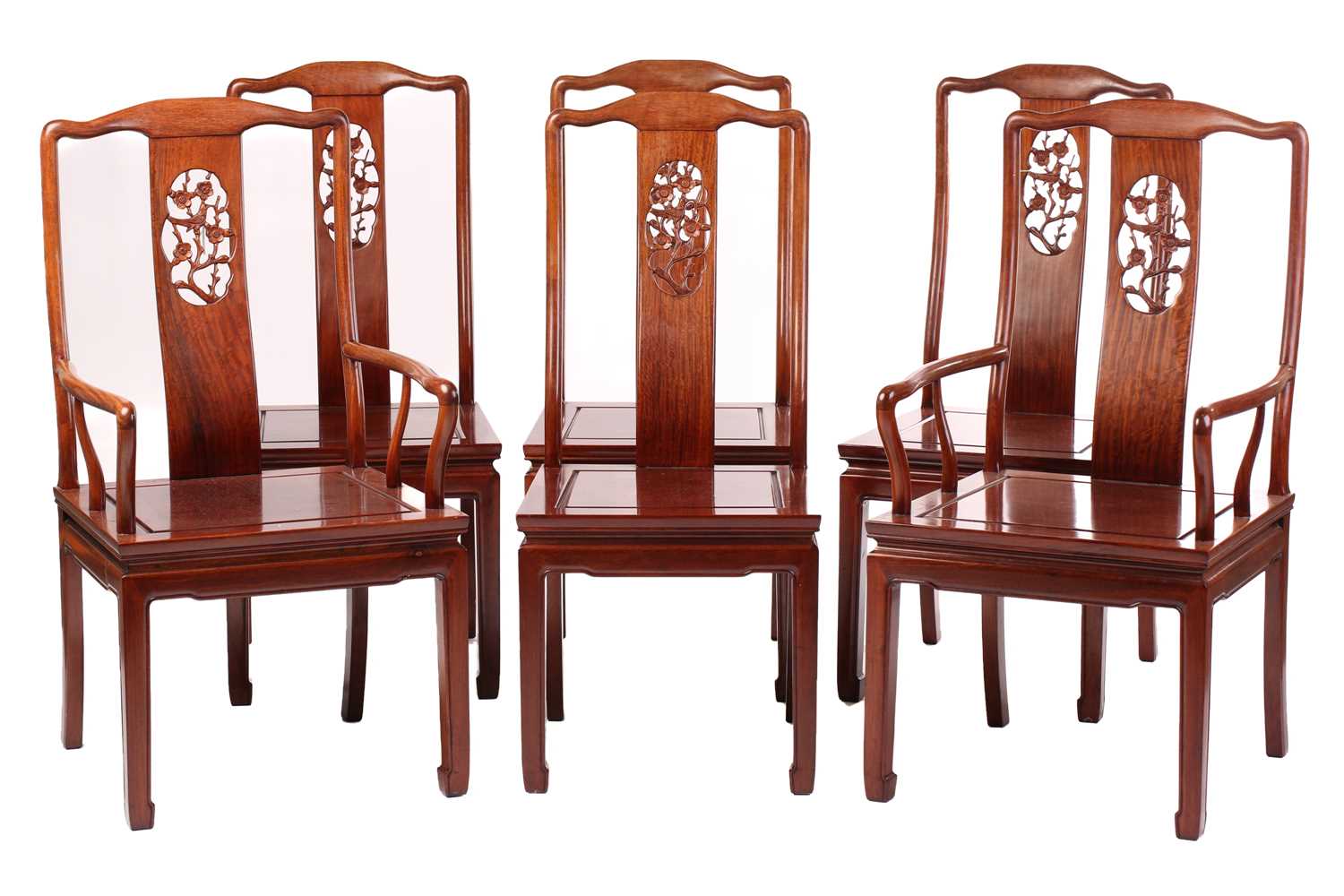 A 20th-century Chinese padouk wood extending circular dining table with single leaf insert and six - Image 7 of 10