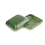 A Chinese spinach jade box, of square form with rounded borders and re-entrant corners, 7.7cmIn good