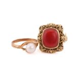 A lot consists of a coral dress ring and a pearl solitaire ring, the coral ring comprises a