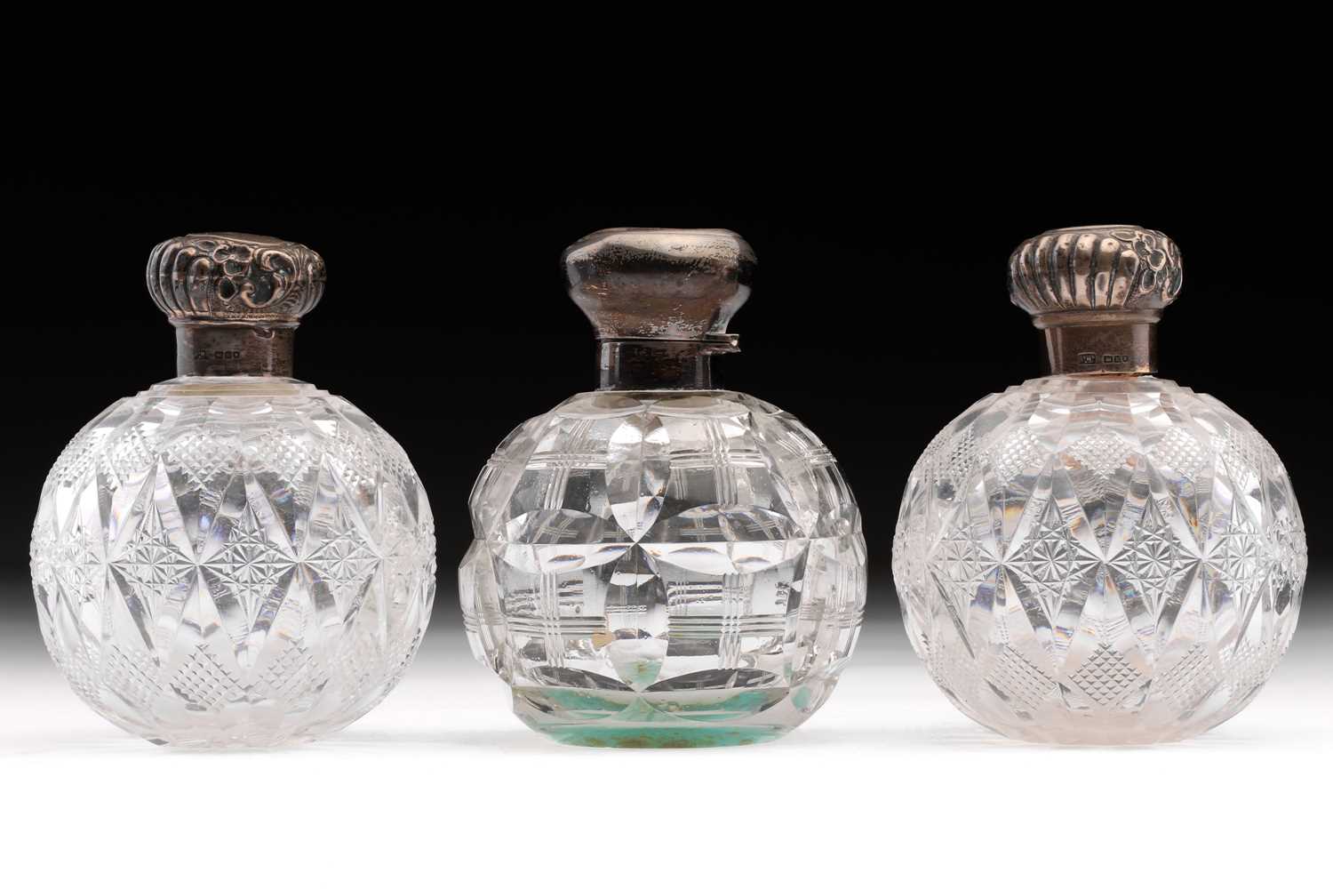 A pair of Edwardian silver-mounted cut glass scent bottles, London 1905 (maker indistinct), together - Image 2 of 6