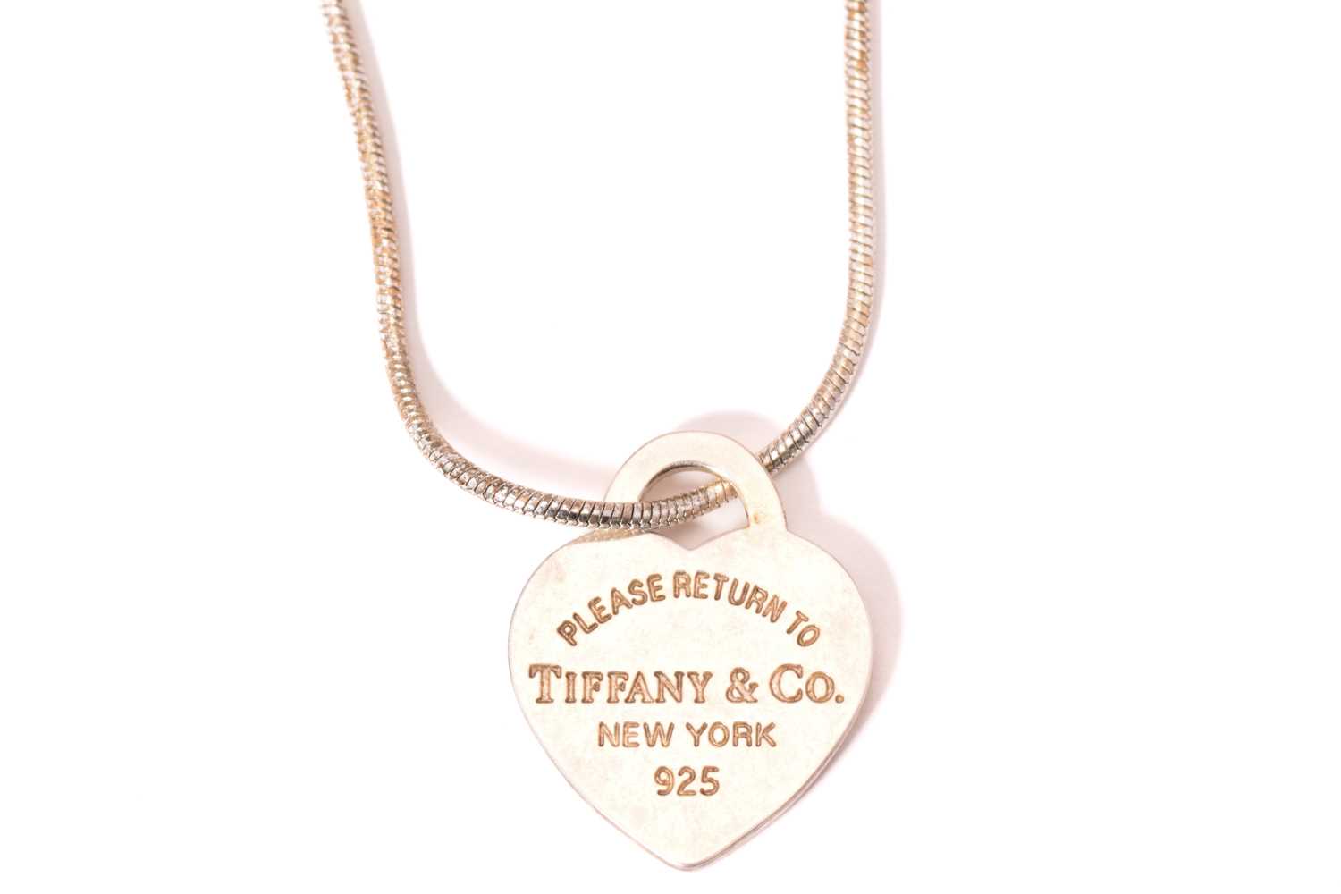 A Tiffany & Co. bookmark and a heart tag pendant; the bookmark is composed of a plated ladybug motif - Image 6 of 8