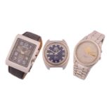 Three gentlemen's wrist watches, comprising of a vintage Orient 21 jewelled automatic movement no