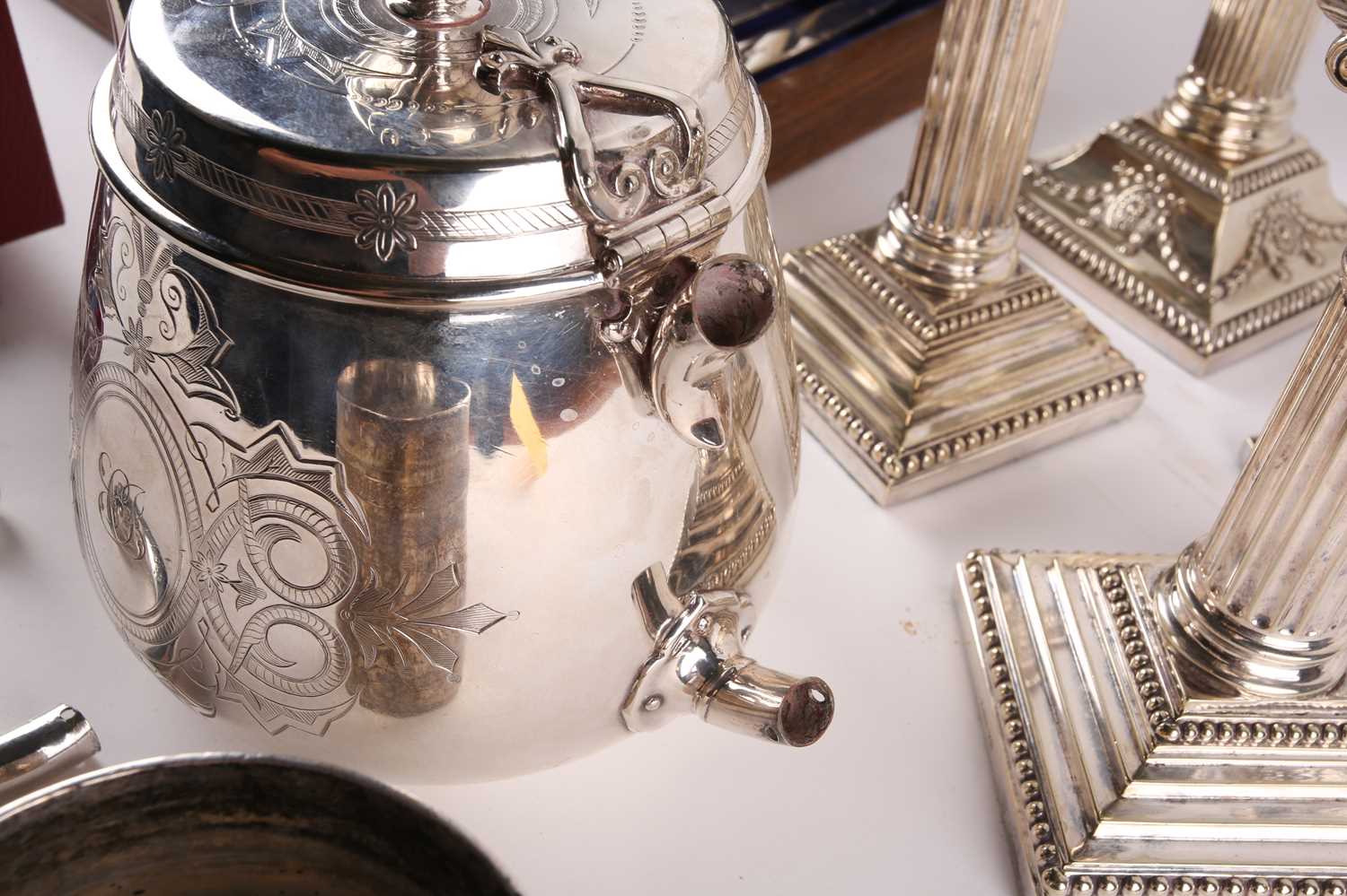 A pair of Edwardian Neo-Classical four-sconce silver plated candelabra with removable upper sections - Image 3 of 35