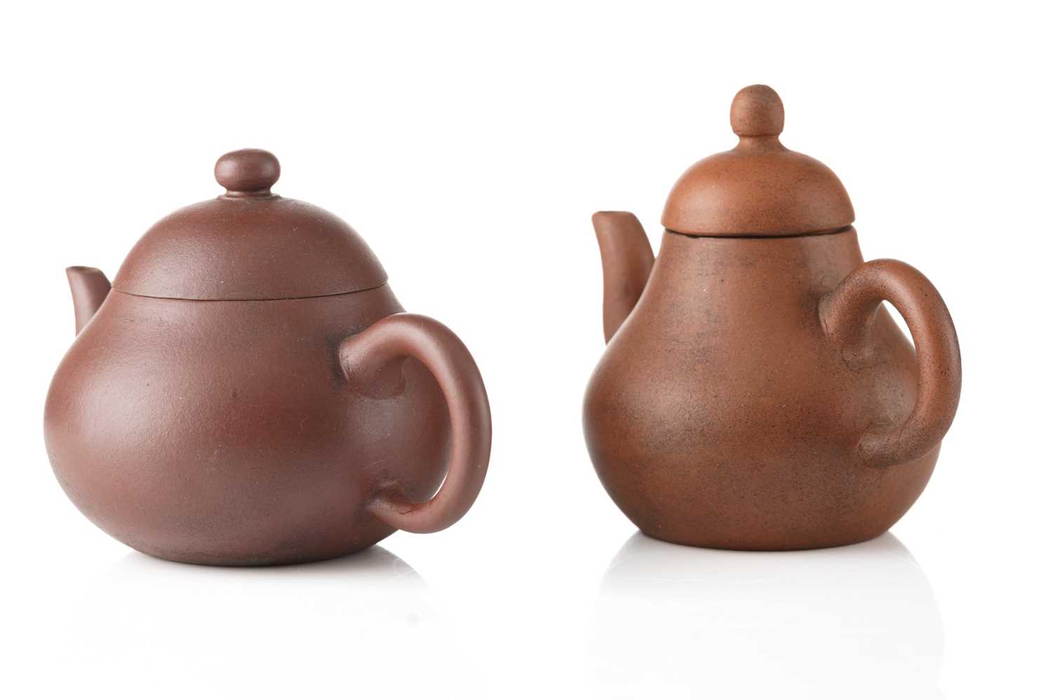 Two Chinese Yixing teapots, 20th century, the smaller teapot with slightly compressed body and - Image 4 of 5