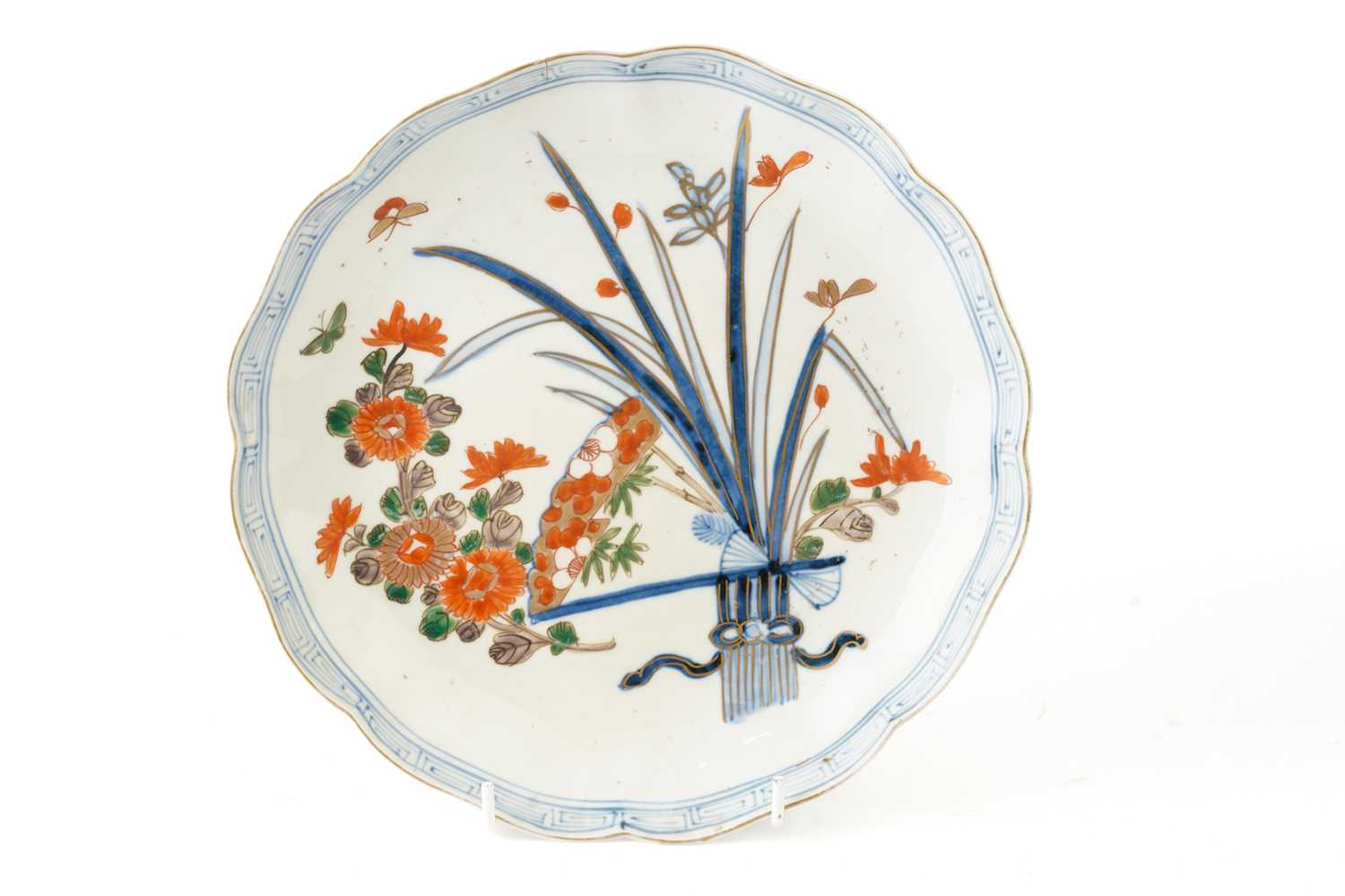 A set of seven Japanese Arita plates, late 19th century, painted with flowers and leaves with - Image 5 of 17