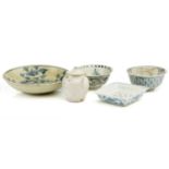 A small group of Chinese blue & white porcelain, Ming dynasty, comprising two bowls, 14.5 & 15cm