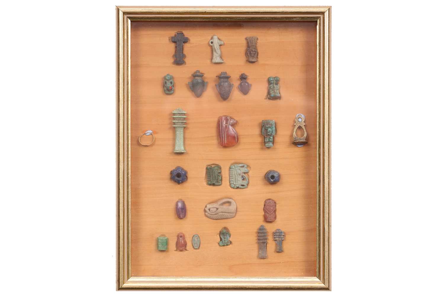 A Collection of Ancient Egyptian artefacts including a bronze Djed pillar amulet, agate Tawaret - Image 5 of 30
