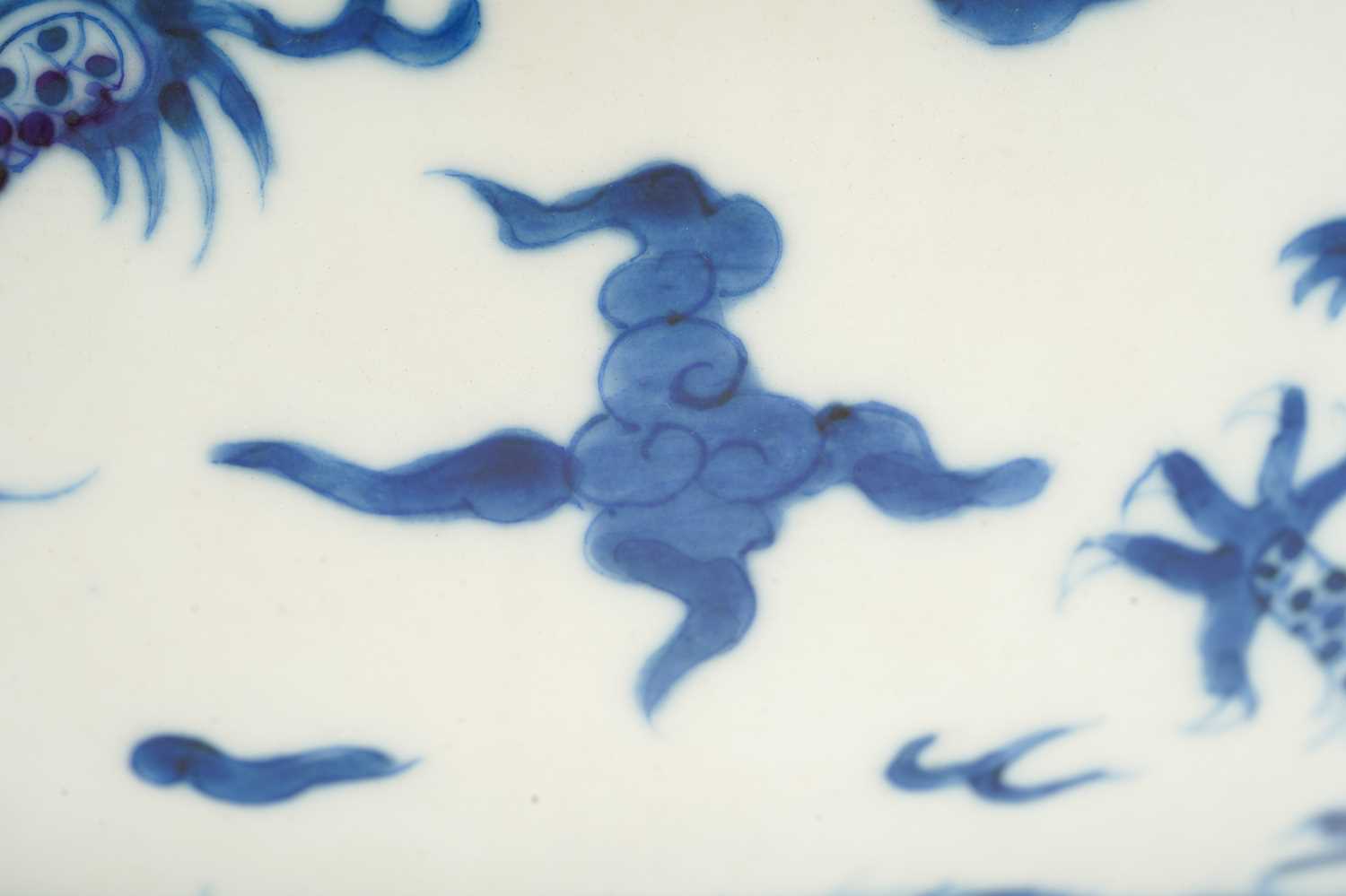 A Chinese porcelain blue & white dragon bowl, the interior with a single writhing dragon, the - Image 3 of 7