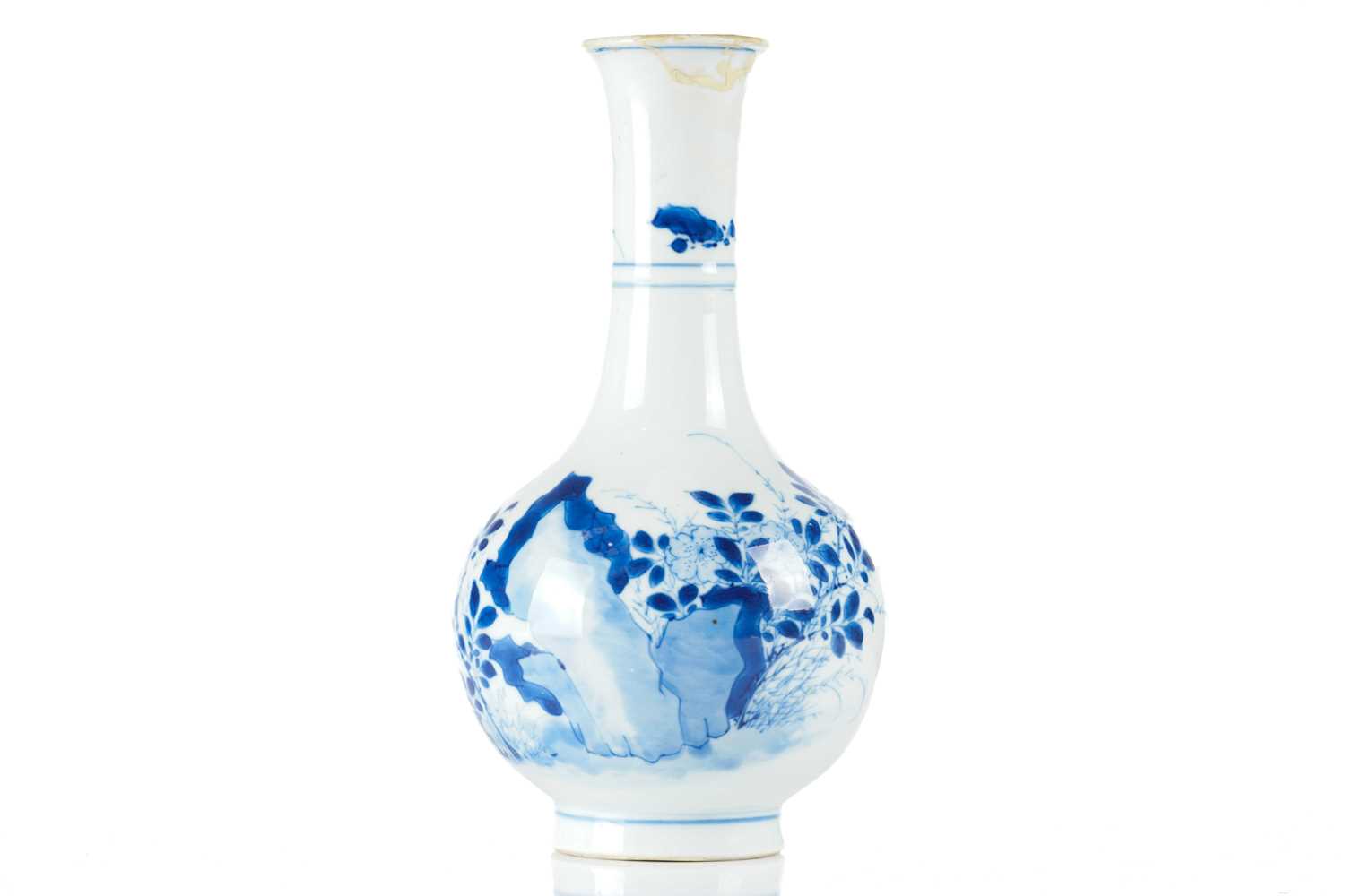 A Chinese porcelain vase, Qing, 18th century, Kangxi, painted with blossoming flowers and - Image 2 of 27