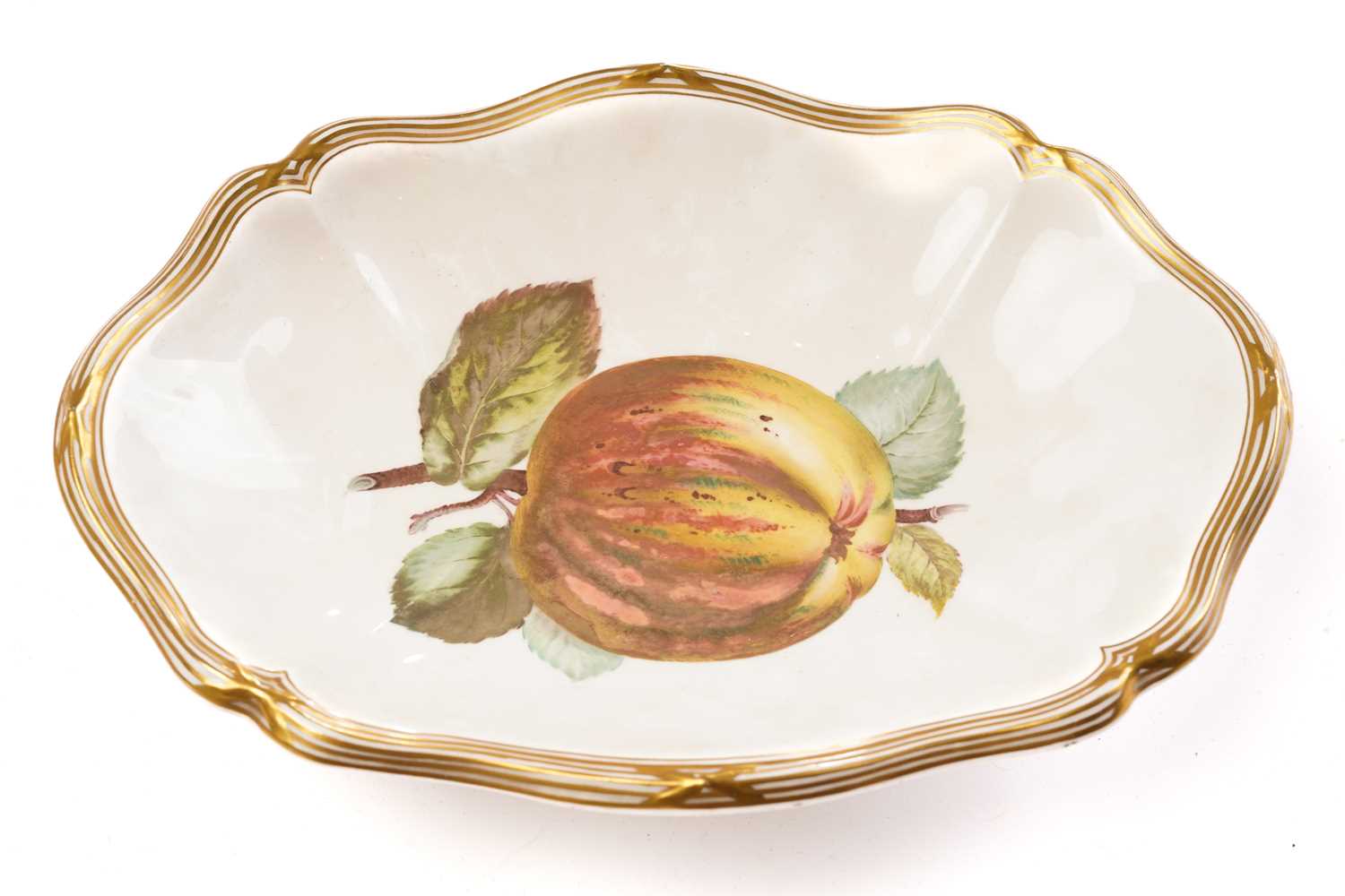 A Davenport part fruit set, each hand painted with fruit, comprising twelve pie-crust edge plates 24 - Bild 11 aus 11