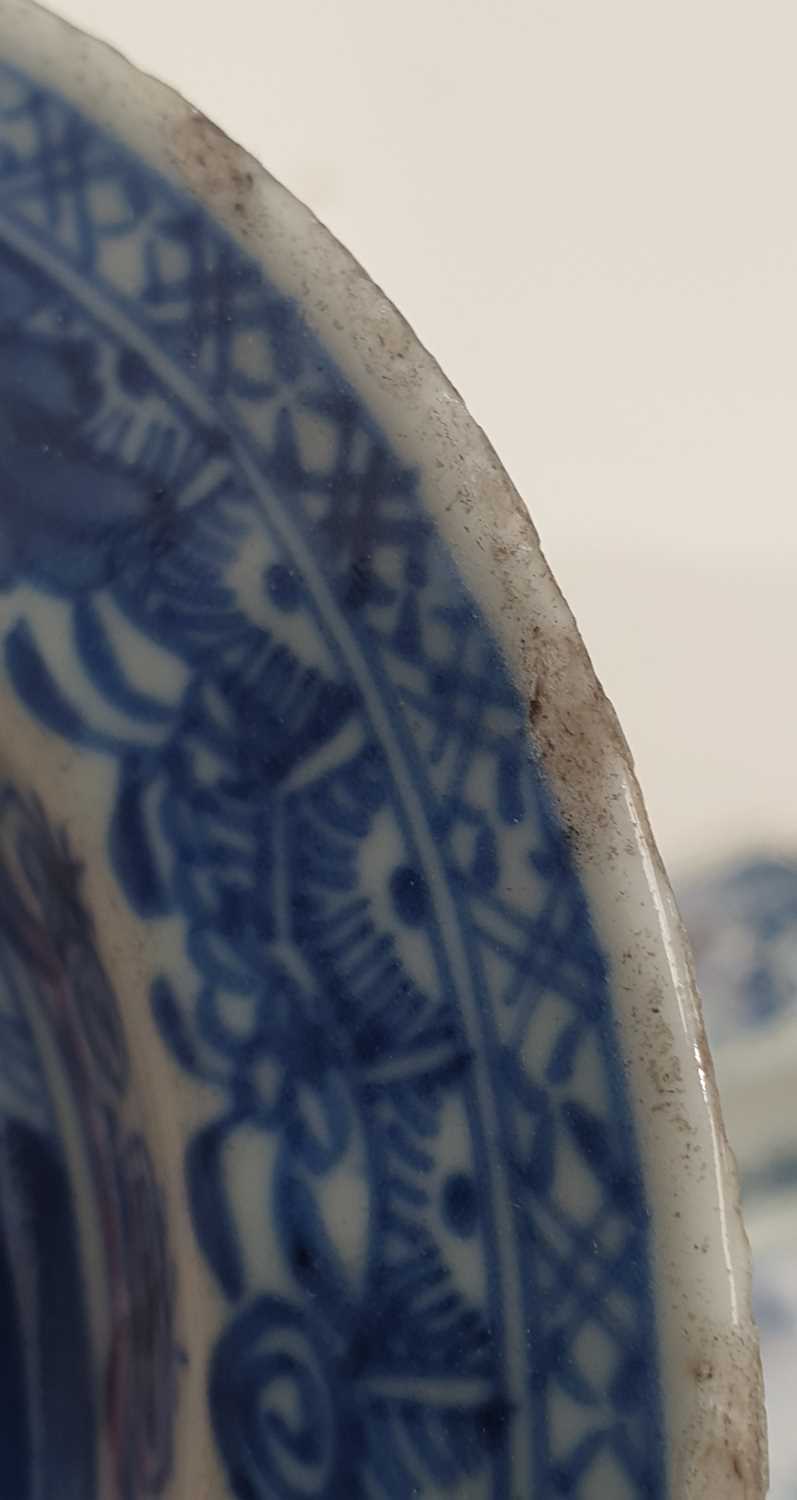 A group of Chinese blue & white export porcelain, all with landscape decoration, comprising two oval - Image 10 of 20