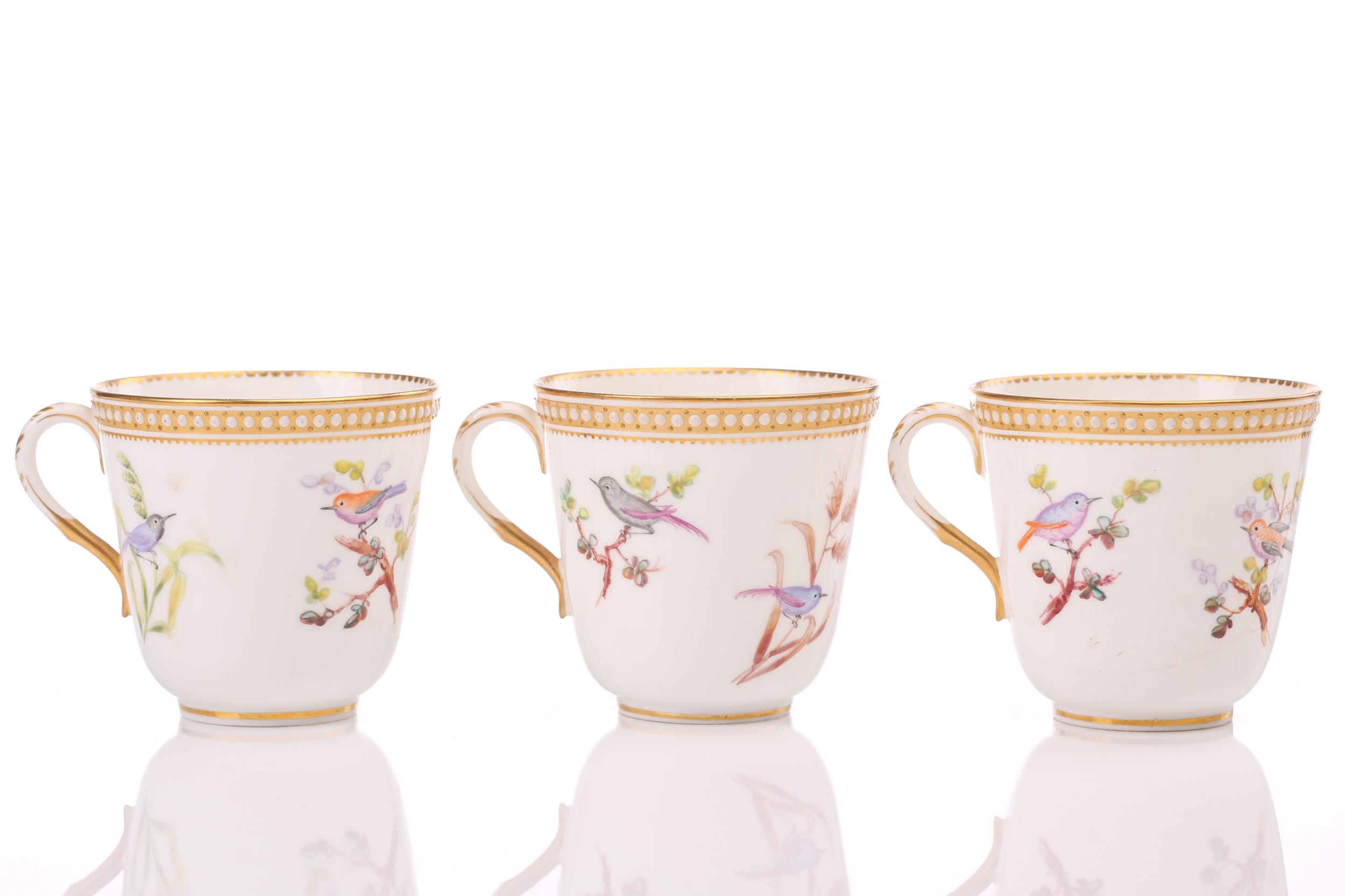 A Royal Worcester set of nine tea cups and saucers and a further two saucers, with gilt and beaded - Image 10 of 19