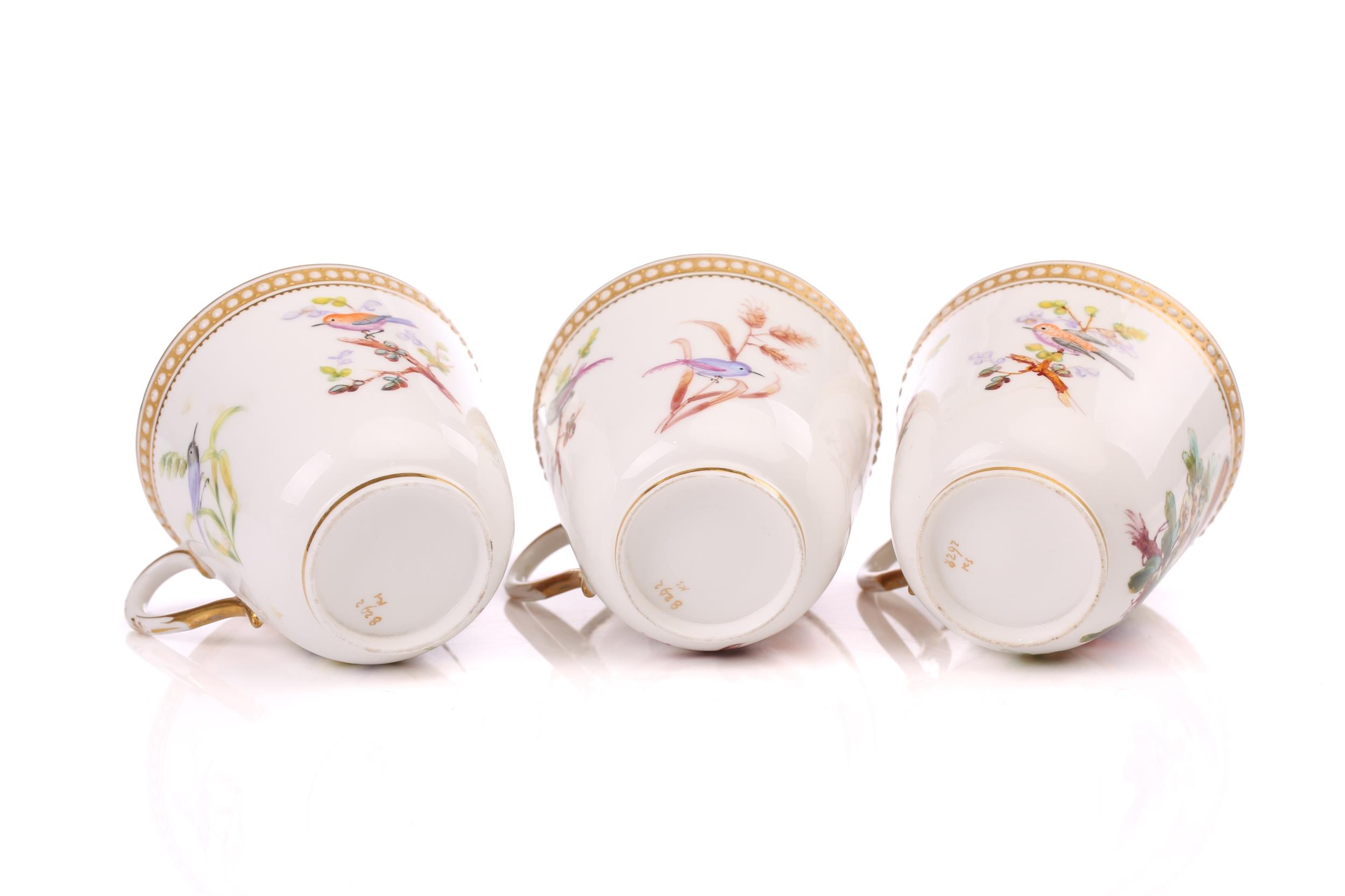 A Royal Worcester set of nine tea cups and saucers and a further two saucers, with gilt and beaded - Image 9 of 19