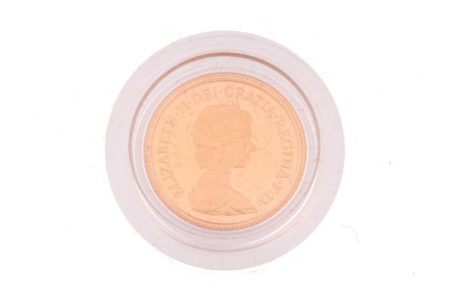 An Elizabeth II proof half sovereign, dated 1980, encapsulated in a fitted Royal Mint presentation - Image 2 of 3