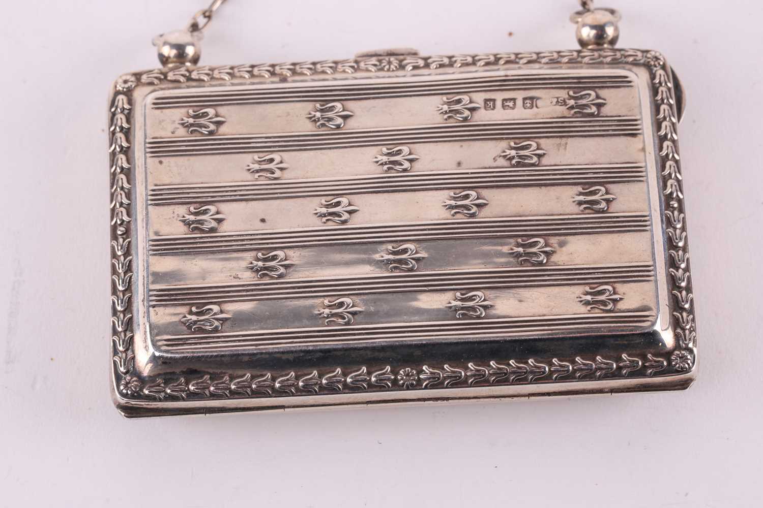 An Edwardian ladies silver purse, Birmingham 1909, on a silver suspension chain, with jade green - Image 3 of 17
