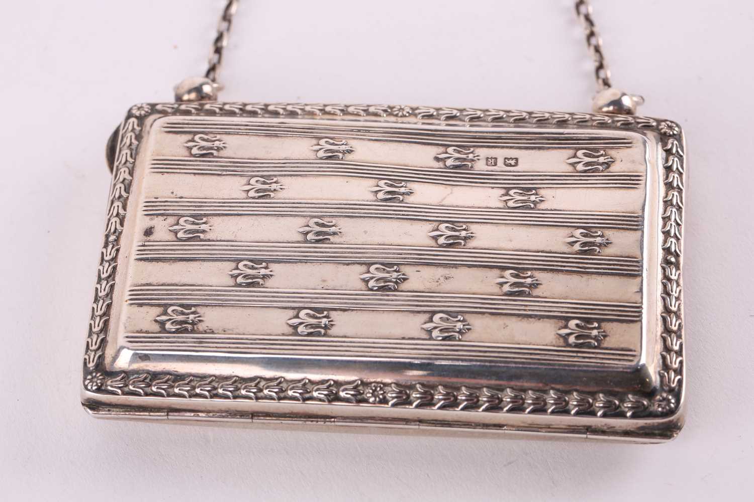 An Edwardian ladies silver purse, Birmingham 1909, on a silver suspension chain, with jade green - Image 2 of 17