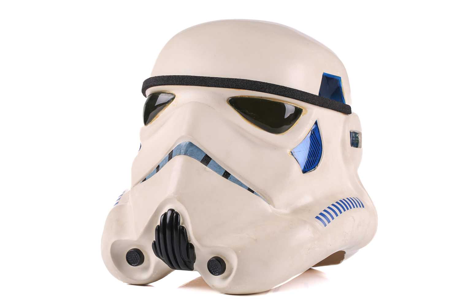 Star Wars: a rare collection of original period memorabilia, comprising a Stormtrooper replica - Image 5 of 37