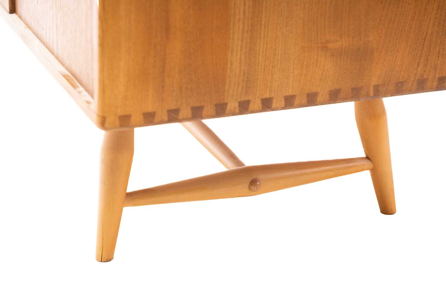 Ercol light ash and beech furniture comprising, a sideboard with a pair of cupboard doors over a - Image 7 of 39