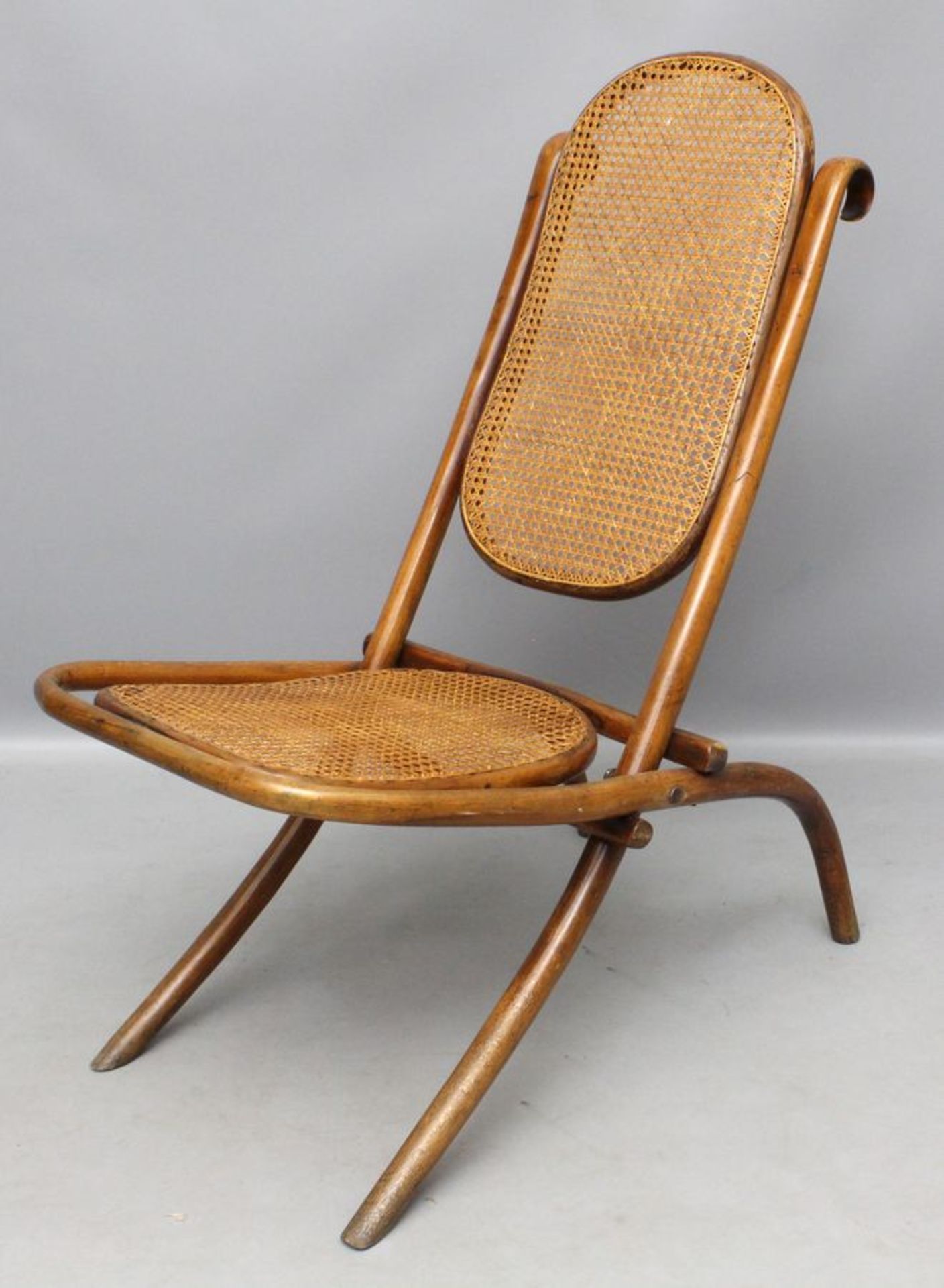 Kamin-Klappstuhl/-Deckstuhl, Entwurf Gebrüder Thonet.