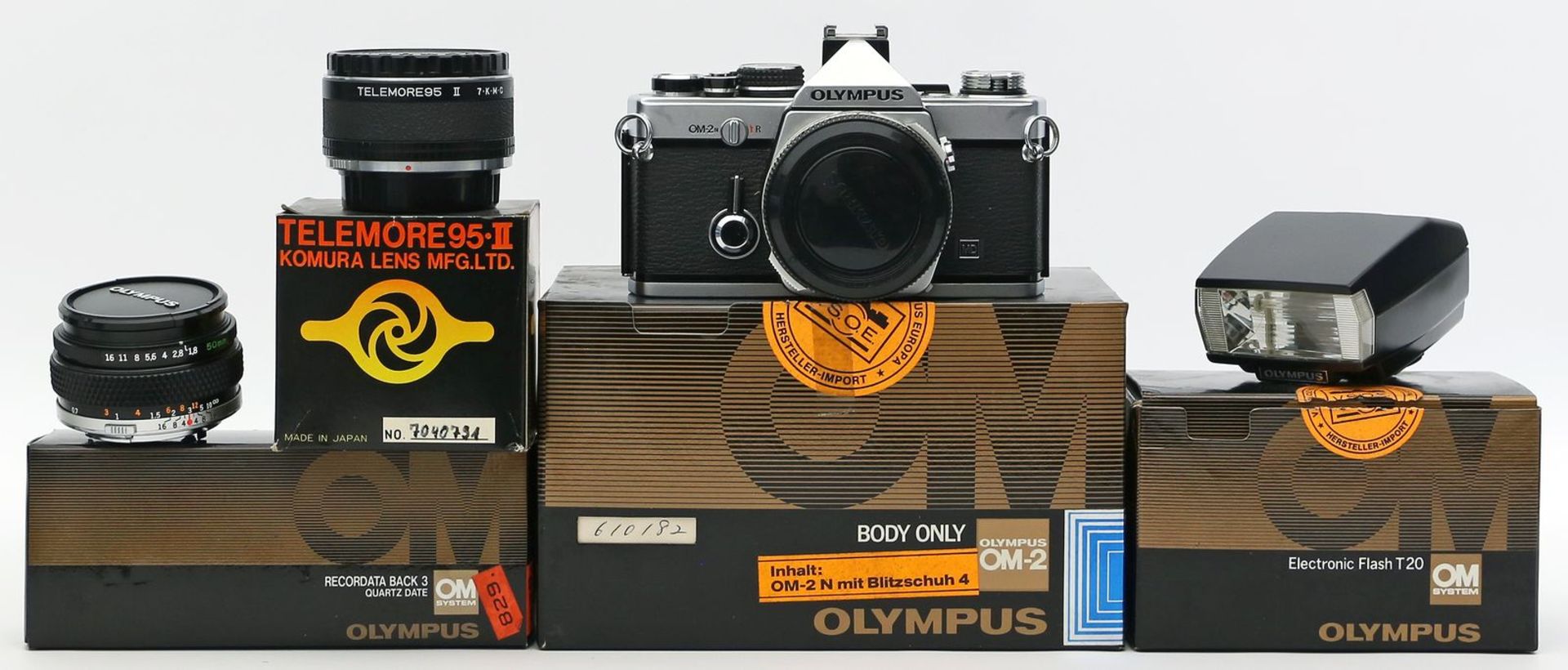 Spiegelreflexkamera "Olympus OM-2".