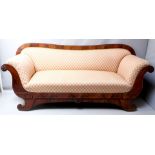 Biedermeier-Sofa.